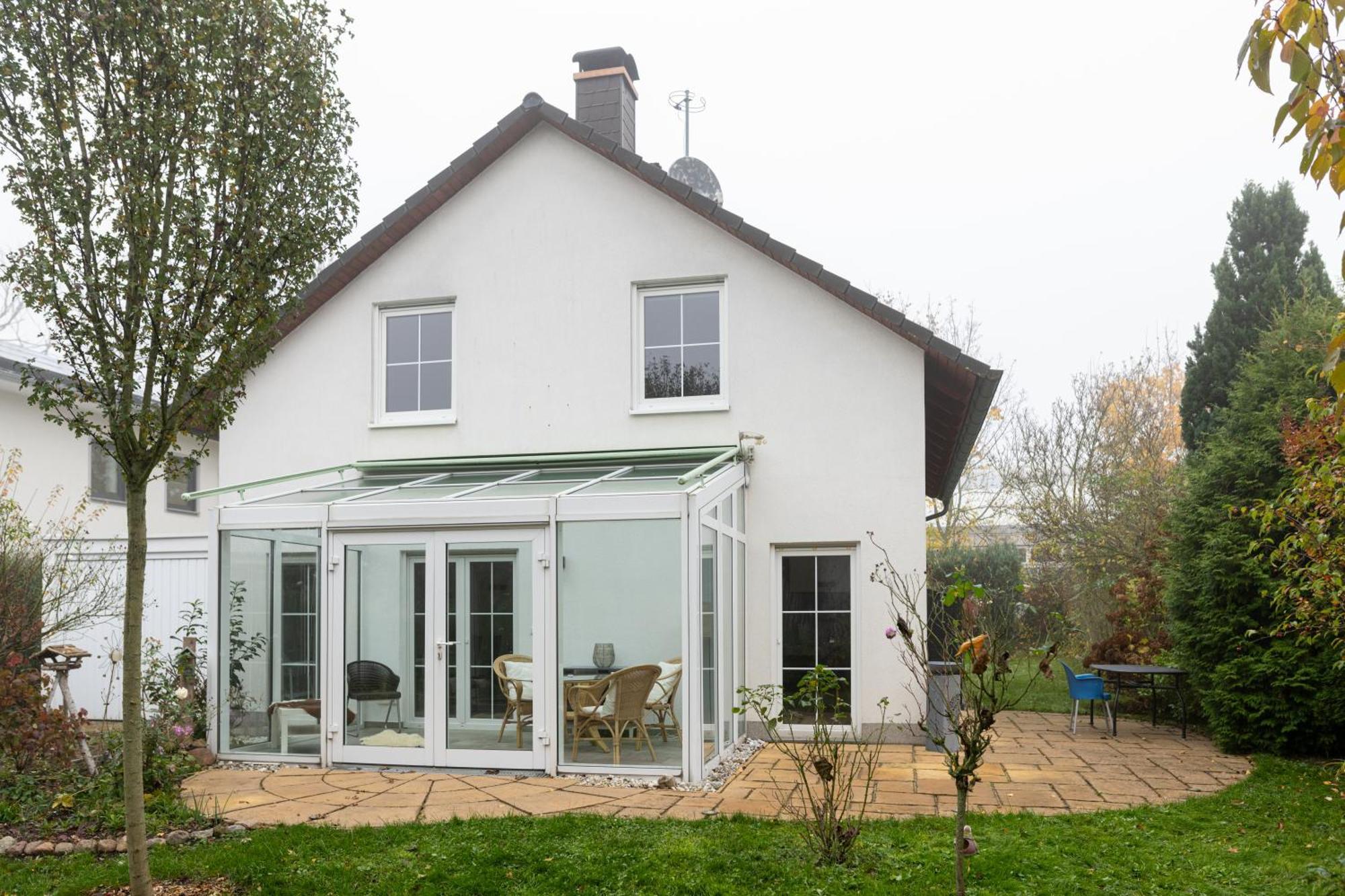 Ganzes Ferienhaus In Leipzig Mit Garage Und Fussbodenheizung Exterior photo
